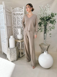 W. Cashmere Iman V Neck Sweater