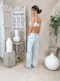 Pistola Lexi Mid Rise Bowed Straight