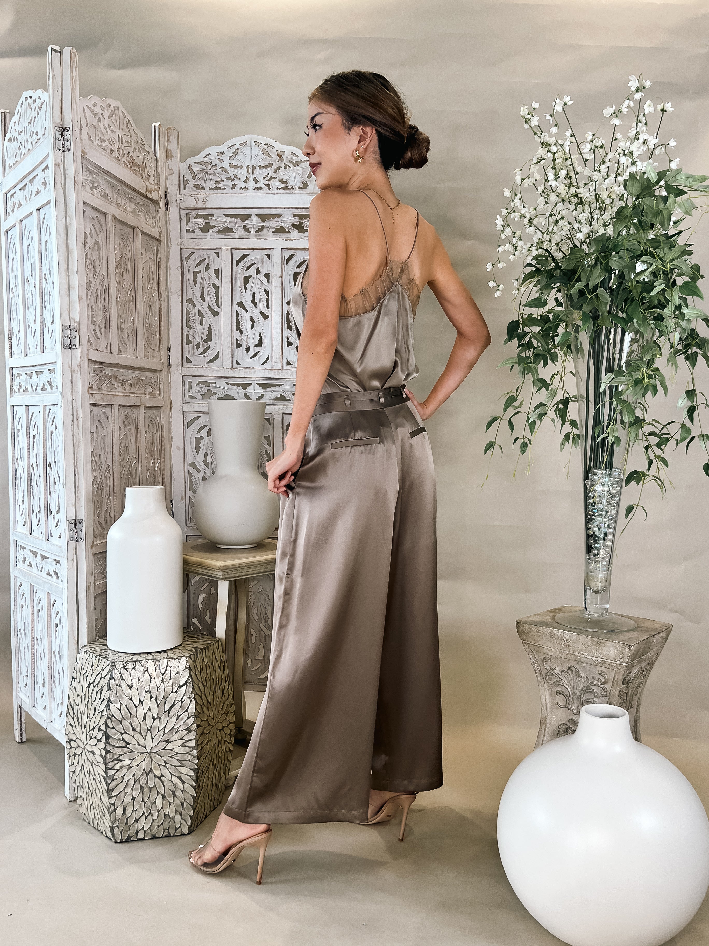 Frame Silk Trouser – Mikinola