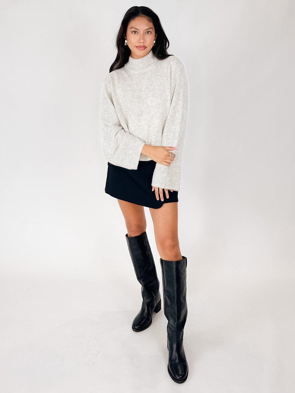 NIA Yvonne Sweater
