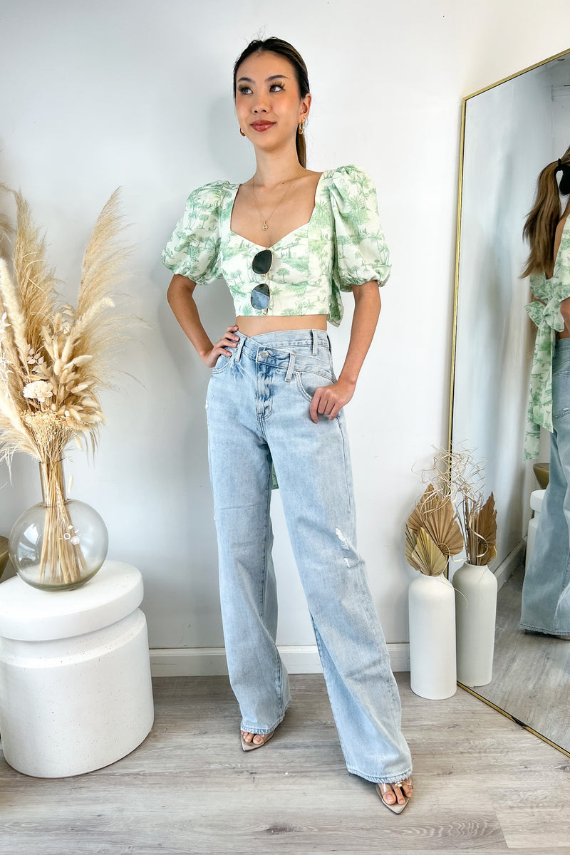 KIVARI Chloe Puff Sleeve Cropped Blouse