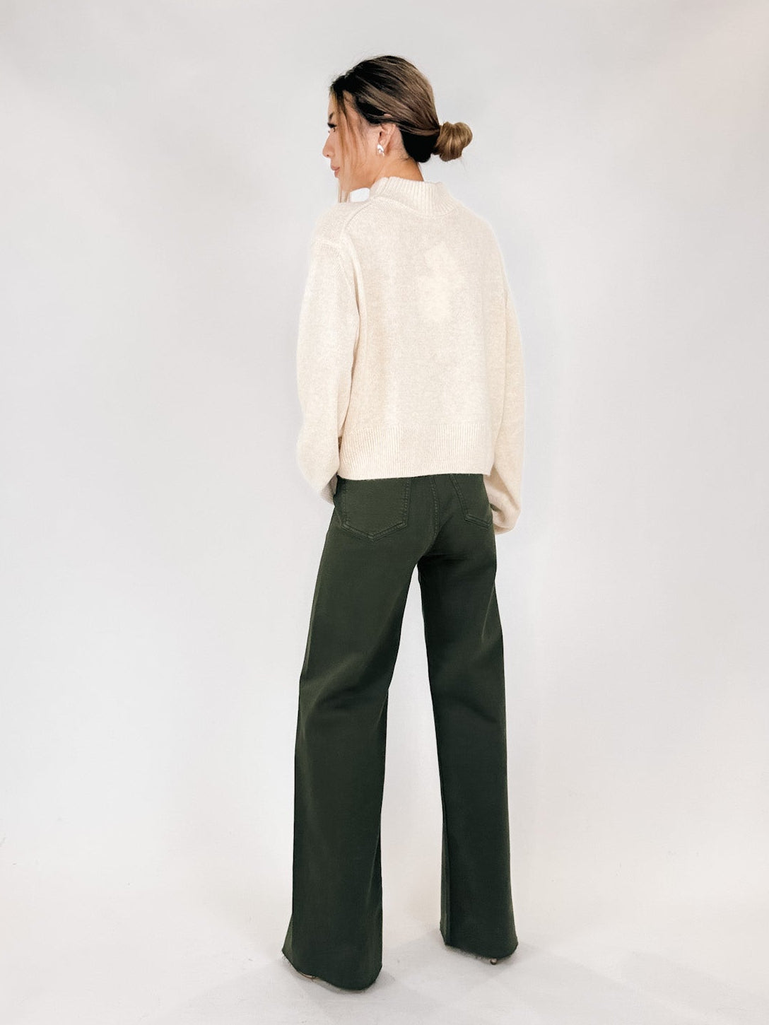 NIA Yvonne Sweater