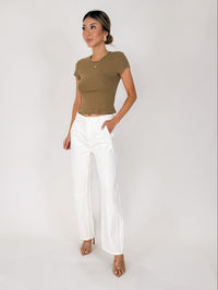 Pistola Beau Seamed Crescent Leg