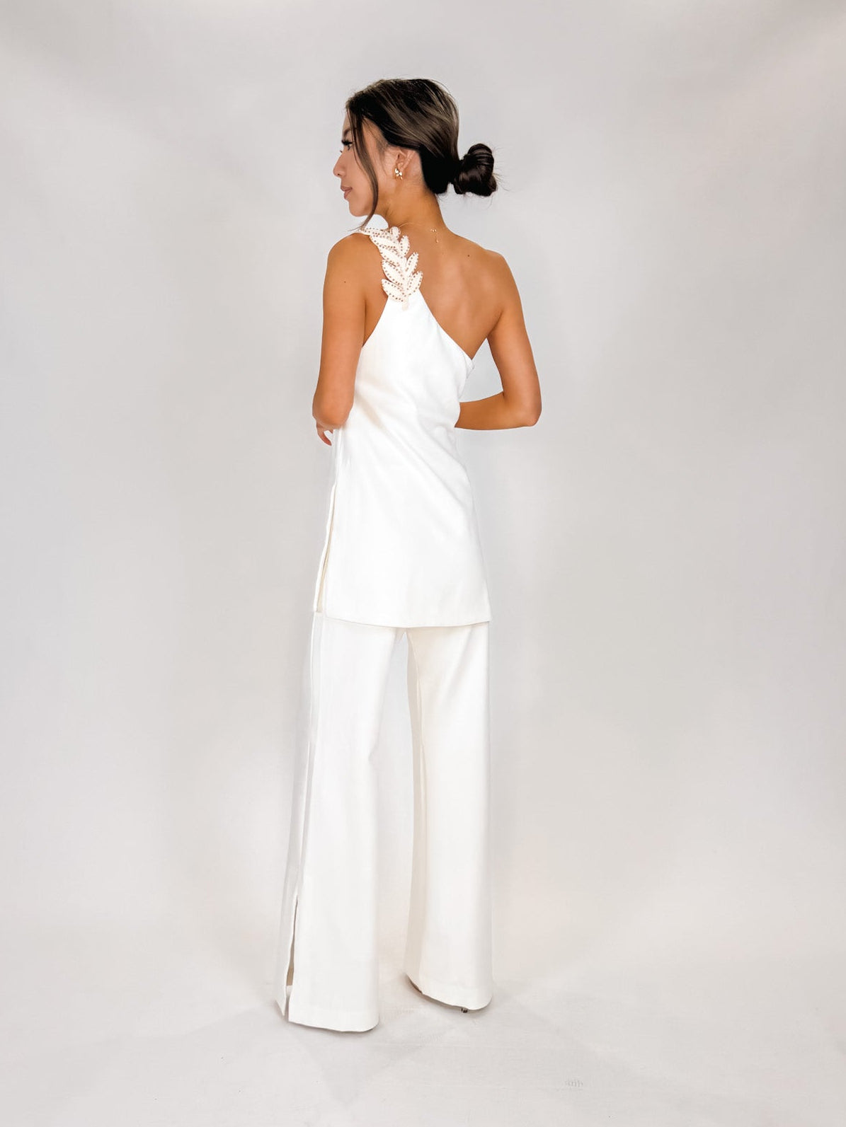 Dress To Leaf Embroidery Tunic & Pant Set