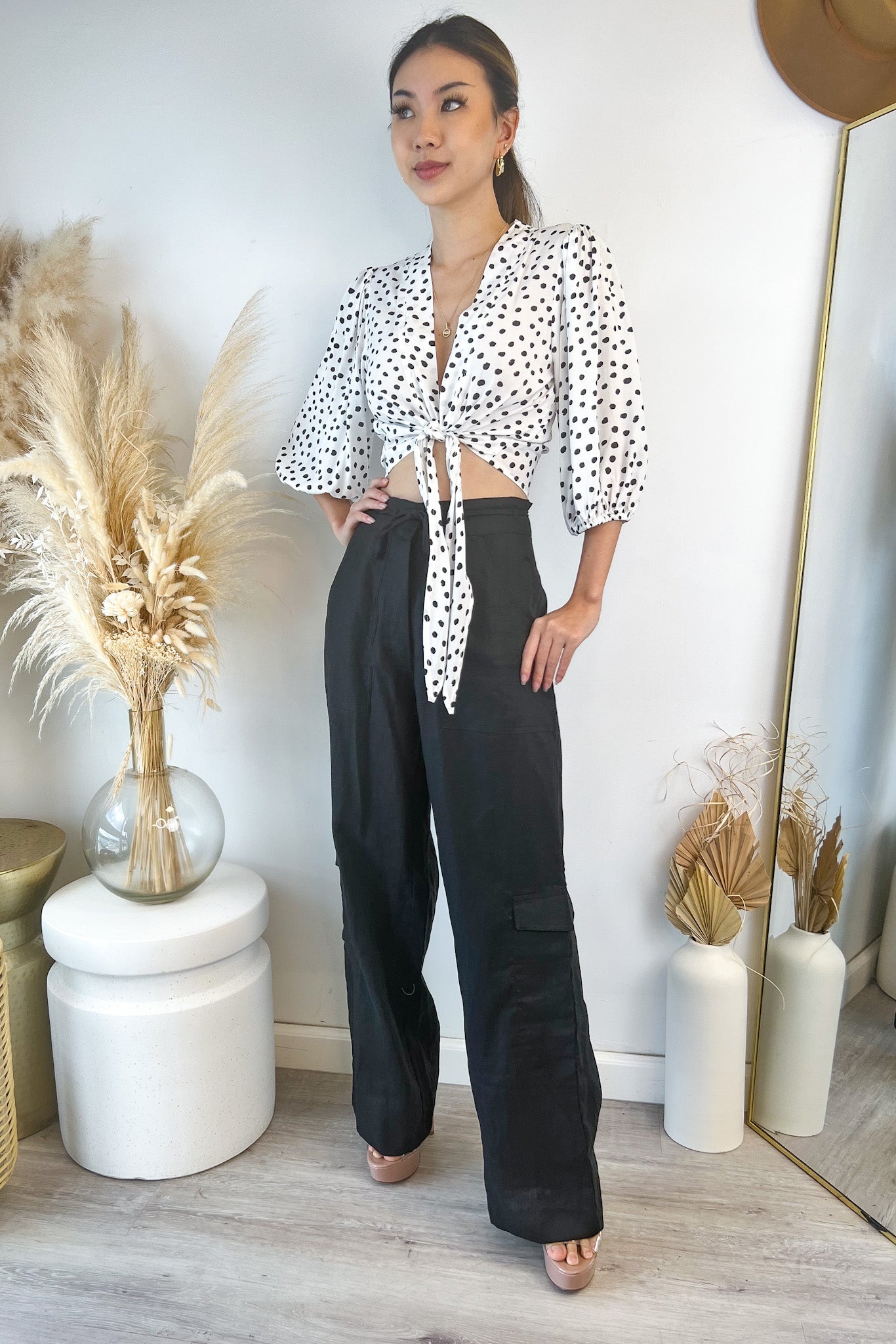 White pleated hotsell wide leg trousers