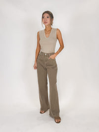 Pistola Kyra Ankle High Rise Bowed Ankle Jean
