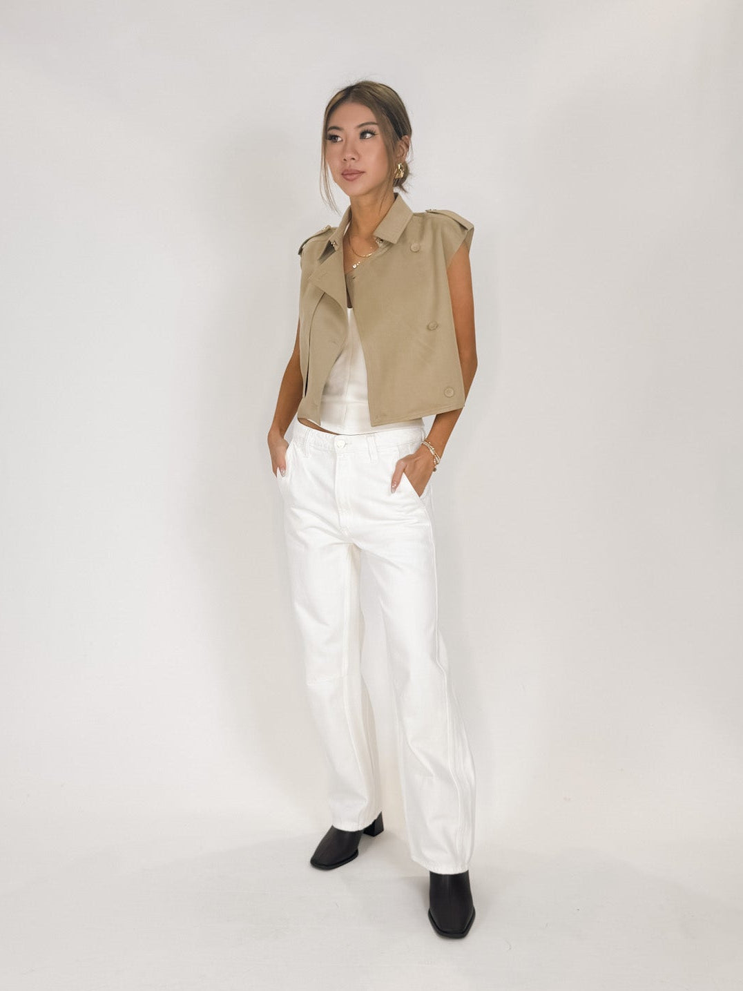 Pistola Beau Seamed Crescent Leg