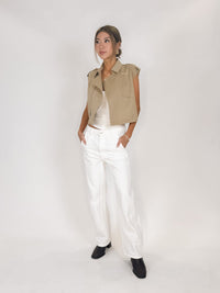 Pistola Beau Seamed Crescent Leg