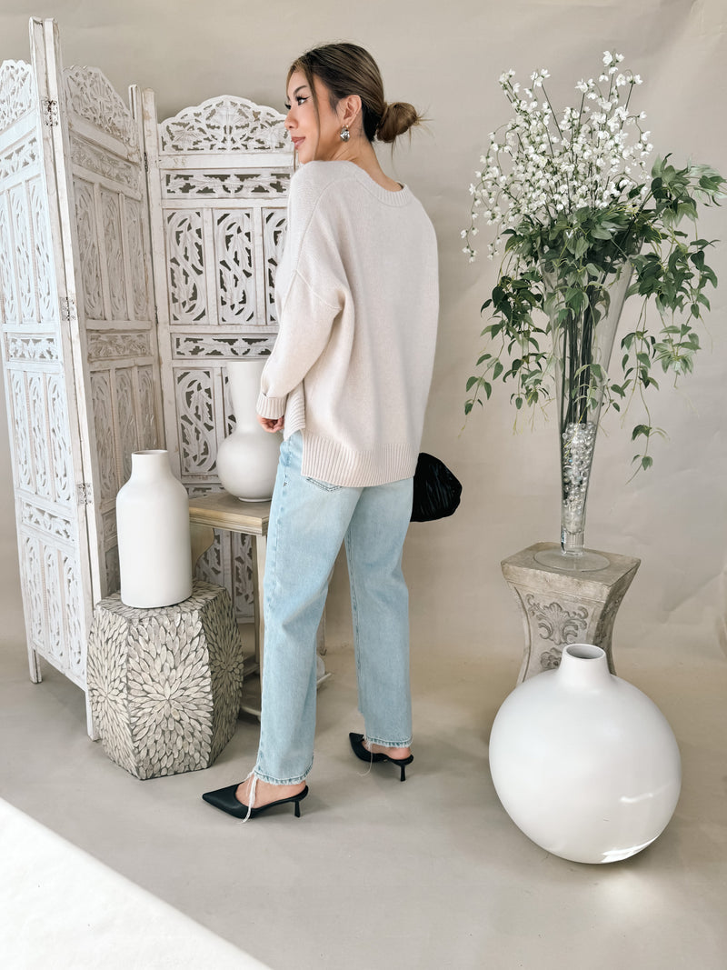 W. Cashmere Charlotte V-Neck Pullover