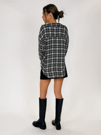 Bella Dahl Boyfriend Button Down