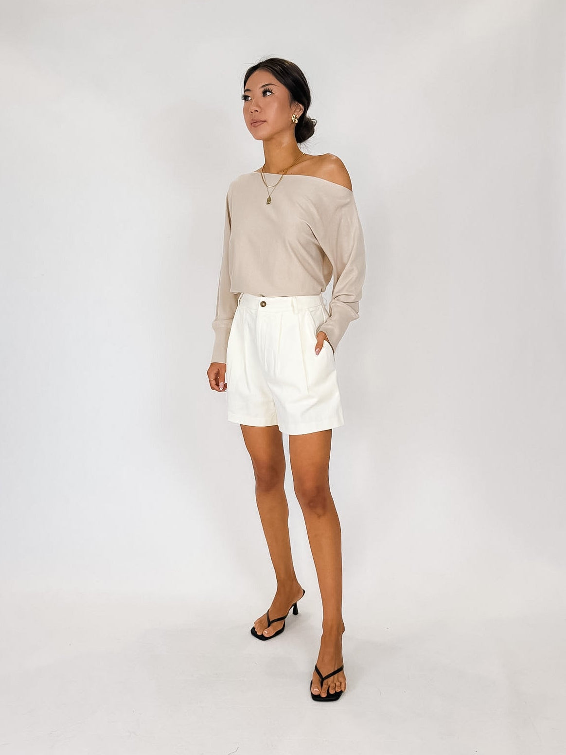 perfectwhitetee Mei Twill Double Pleated Short