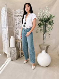 Frame Low Slung Barrel Jean