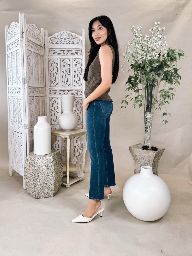 Frame Le Sleek Straight Jean