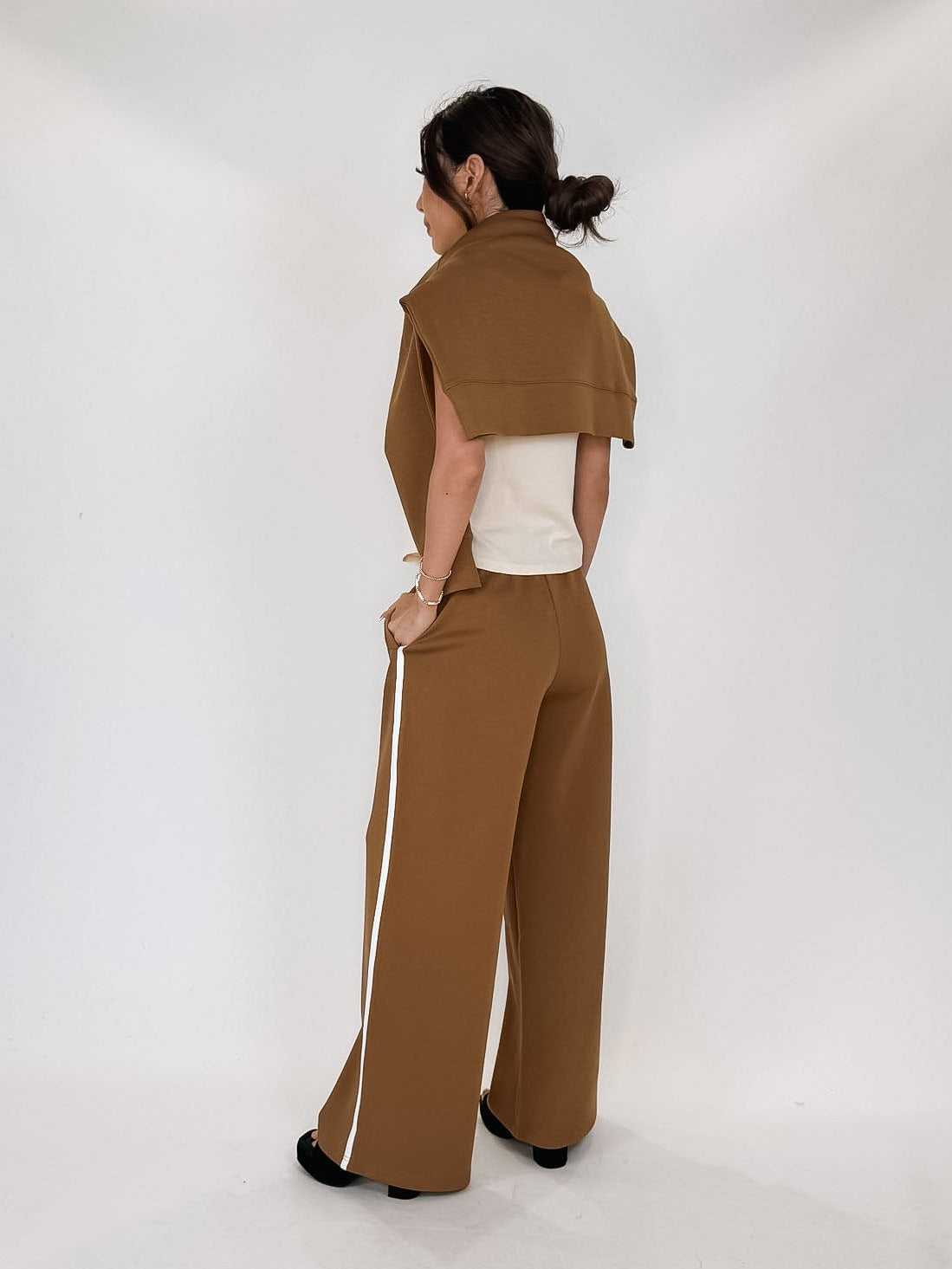 perfectwhitetee Mikos Pureform Wide Leg Pant