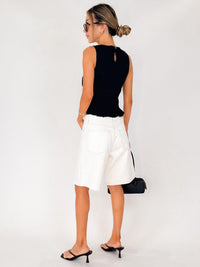 Rails Agoura Short