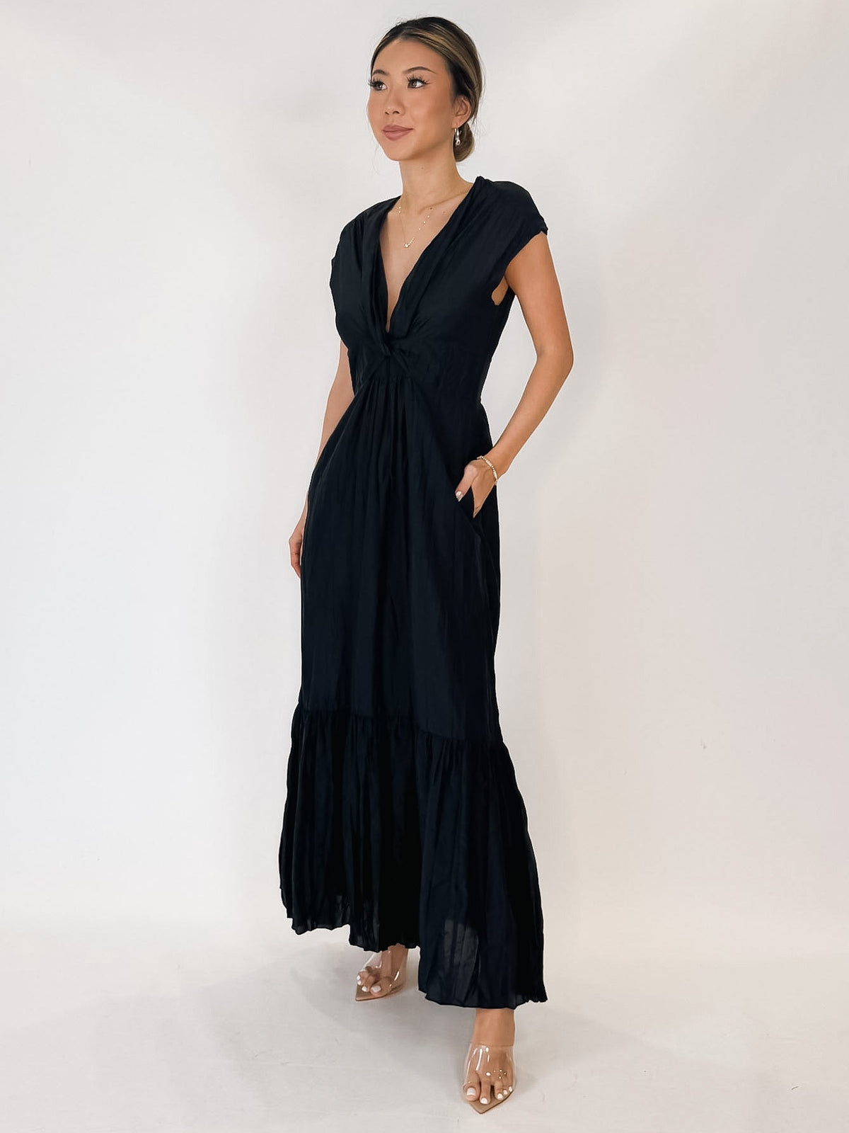 Go Silk Go Crinkle Cut Twist Dress