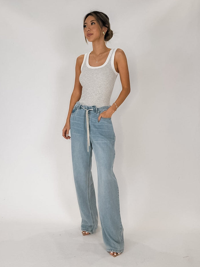 Elan Contrast Trim Tank Top