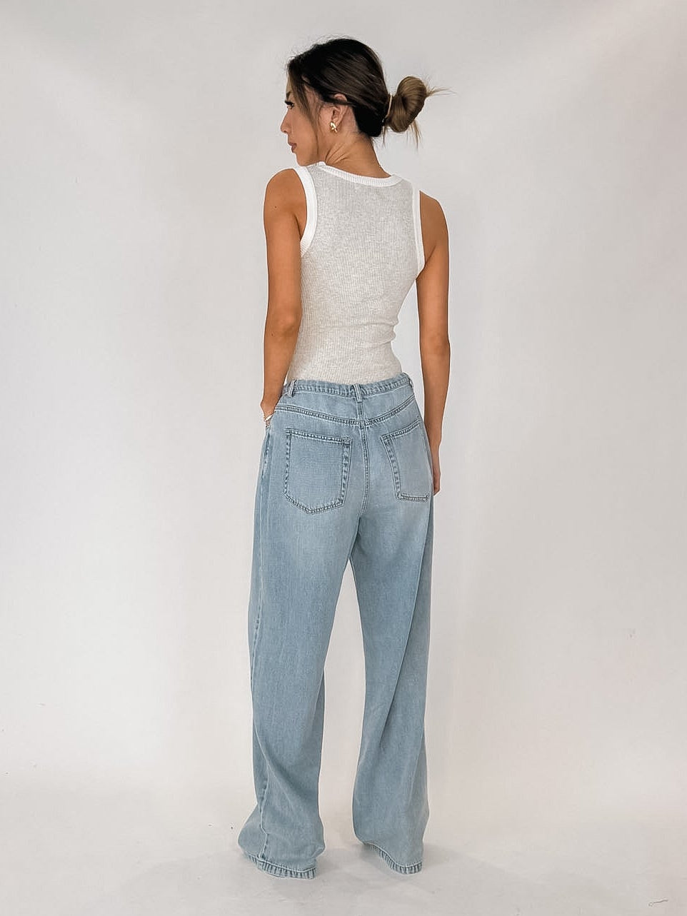 Elan Contrast Trim Tank Top