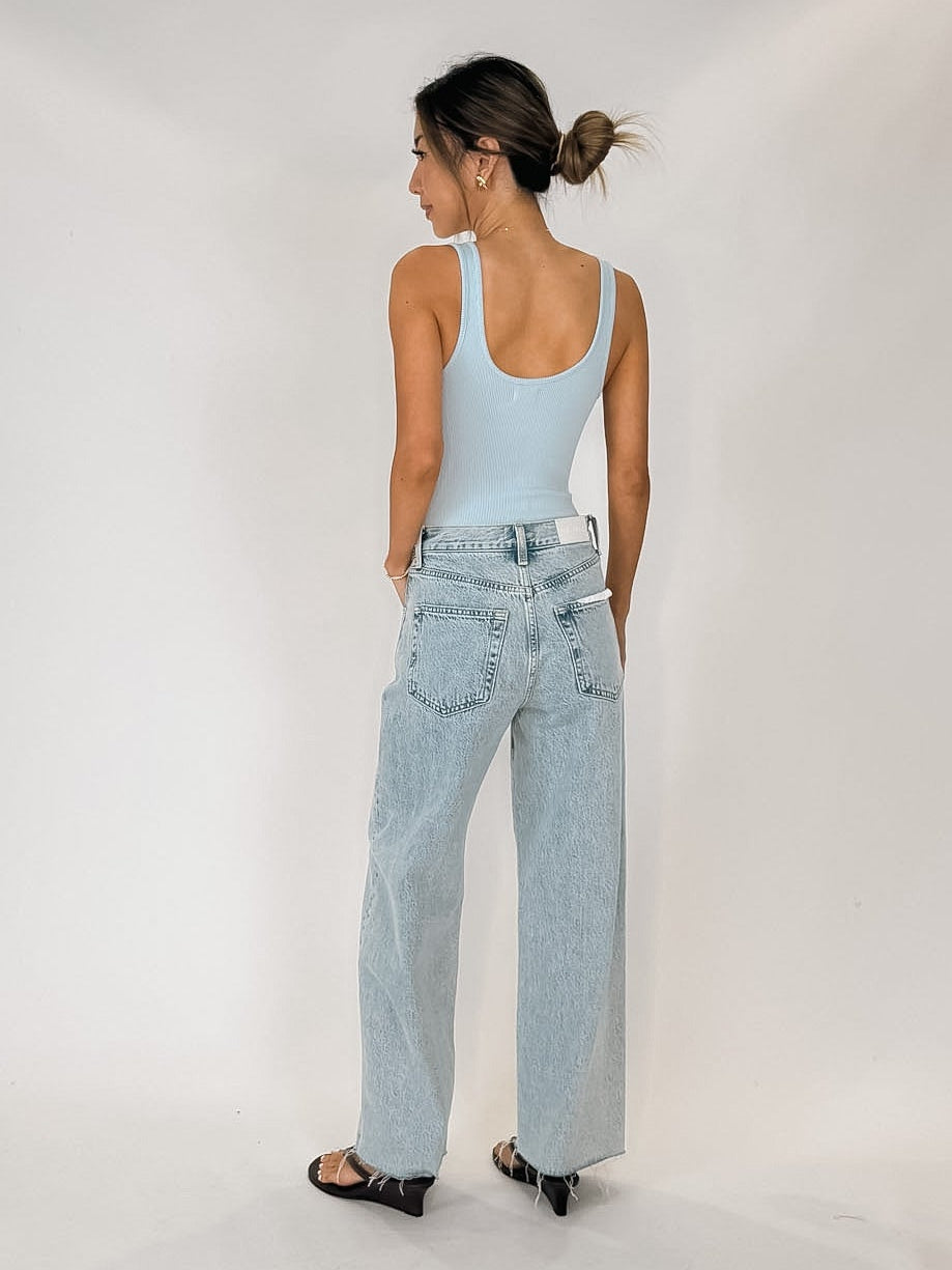 Pistola Tate Crop H/R Bowed Leg