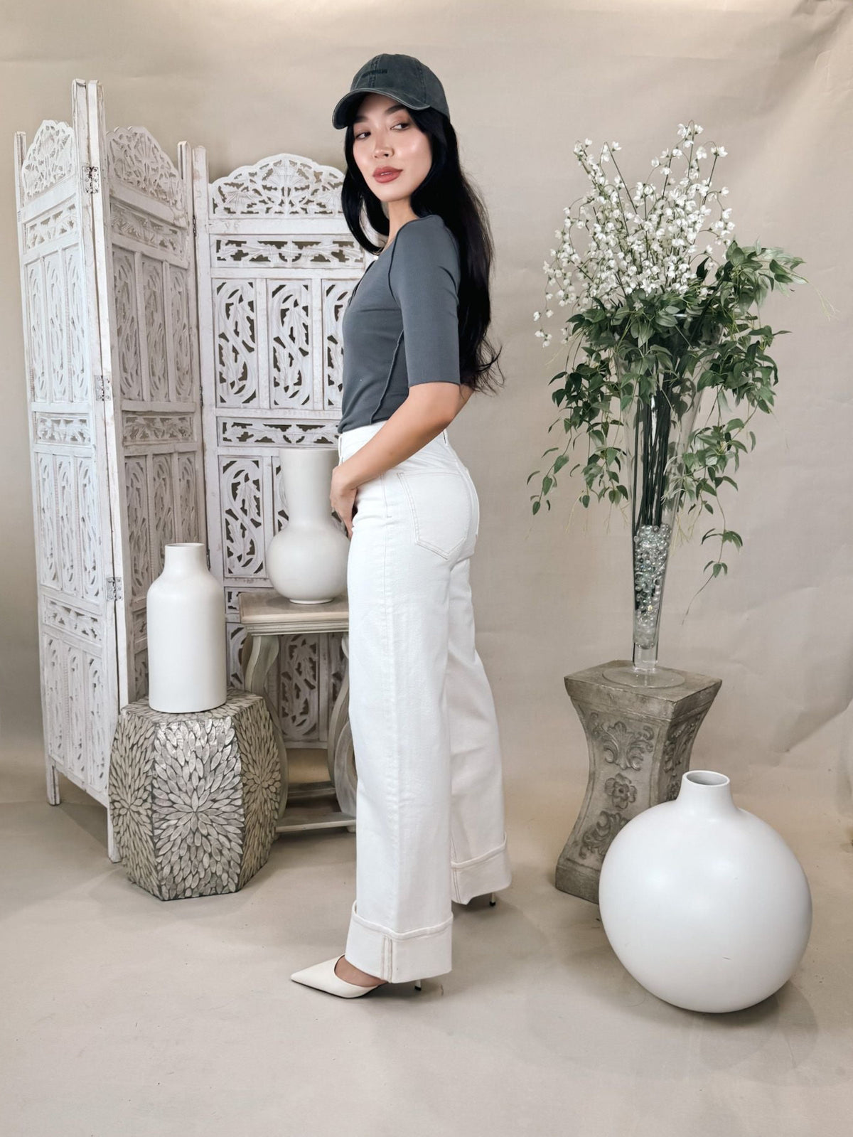 Vir Vita Agnes Three Quarter Sleeve V Neck