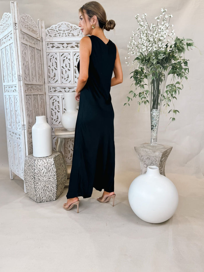 Milio Milano Silk V-Neck S/L Bias Cut Maxi Dress