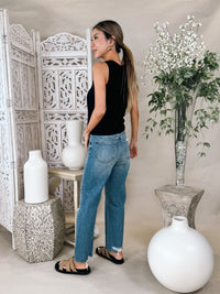Pistola Cassie Super High Rise Straight Crop