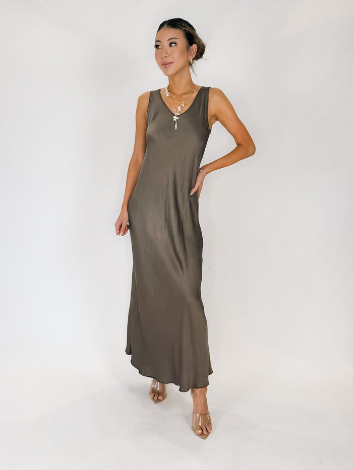 Milio Milano Silk V-Neck Sleeveless Bias Cut Maxi Dress