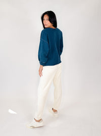 Sunday's Kelly Pullover