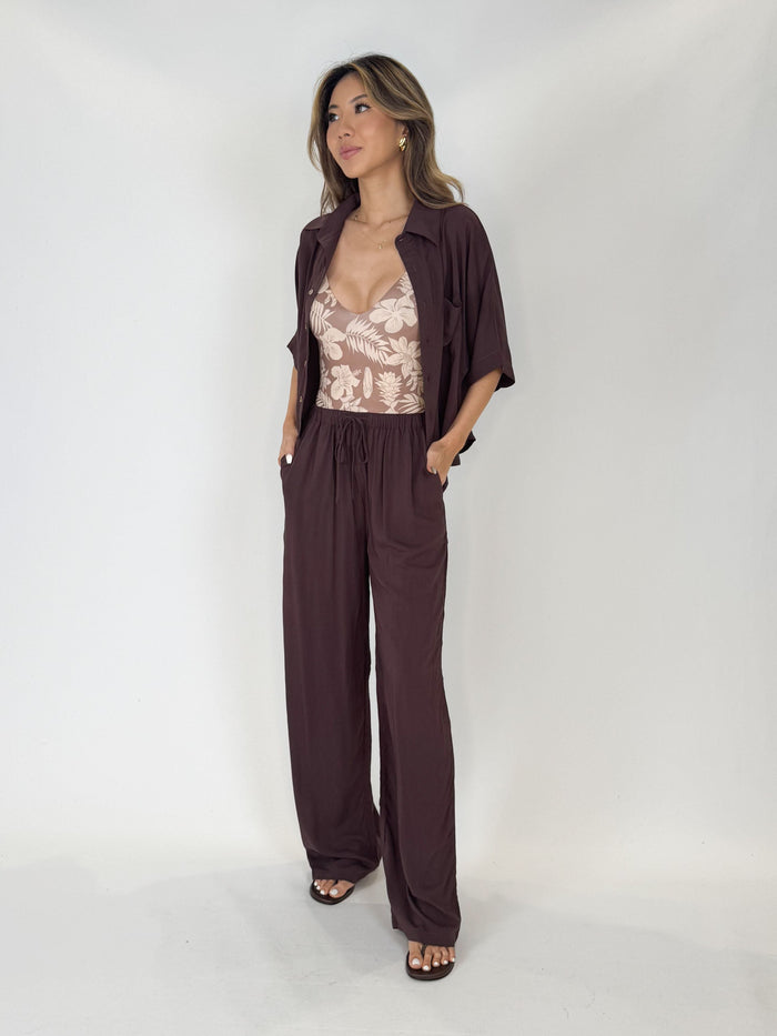 MAI Ava Pant