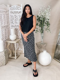 Bella Dahl S/L Boat Neck Split Back Top